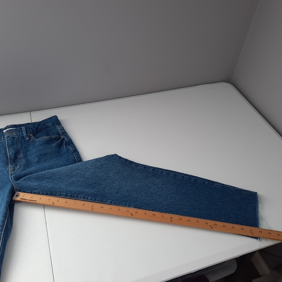Good American Good Classic Raw Hem High Waist Slim Jeans size 6 - Picture 12 of 14